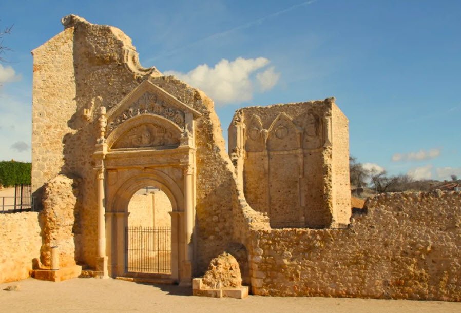Muralla De Palacio, Spain